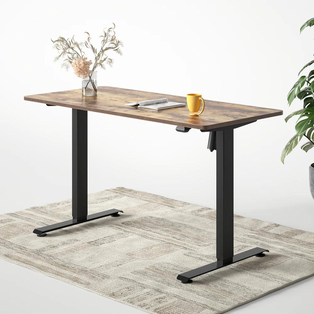 Elektrisch höhenverstellbarer Schreibtisch