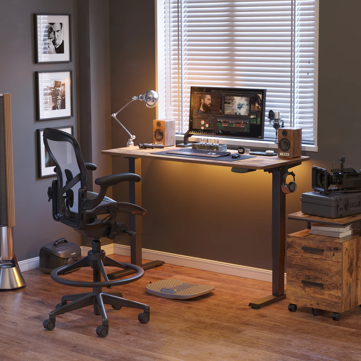 adjustable height desk